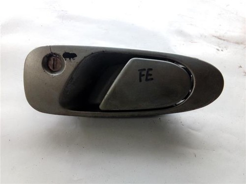 Door handle outer left front - door,