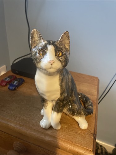 Winstanley tabby cat glass - tabby,