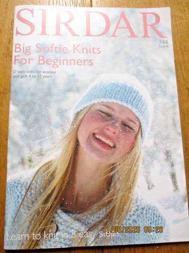 Sirdar knitting pattern book - pattern,