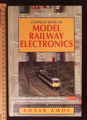 Complete book model railway - complete, of