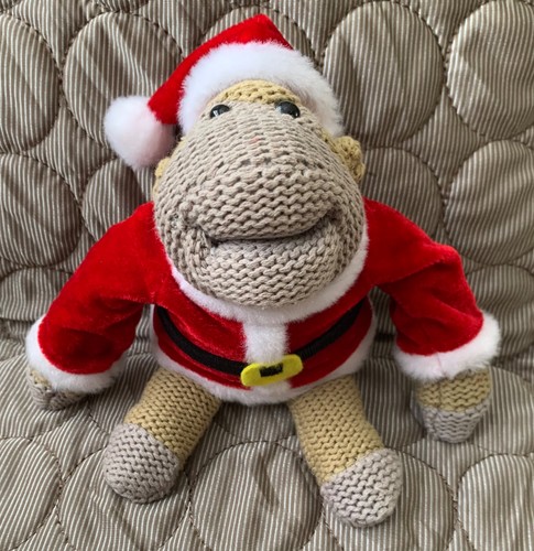 Tips tea monkey wearing - monkey,