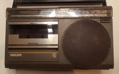 Phillips radio cassette - radio, player