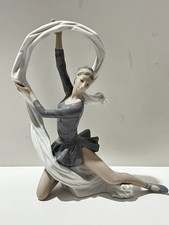 NAO by Lladro Dancer with Veil