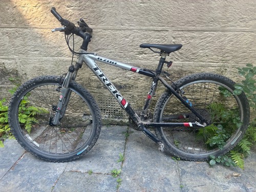 Trek mountain bike 6700 - , size