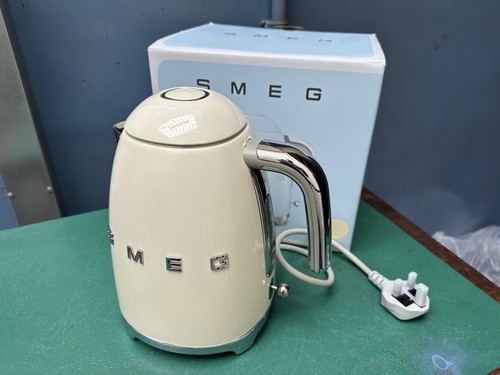 Smeg electric kettle - electric, kettle(used)