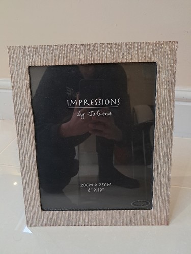 Juliana photo frame designed - juliana,