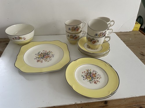 Vtg johnson bros - yellow,