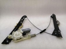 Porsche Cayman 718 GT4 Right