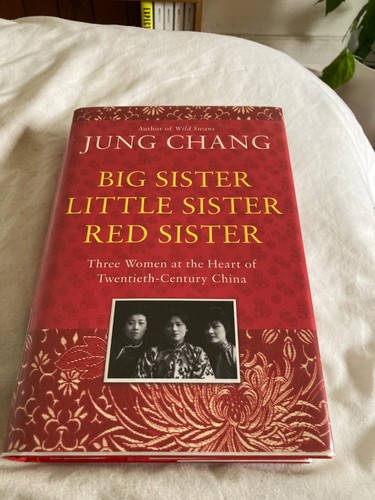 Big sister little - big, red