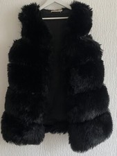 BLACK THICK LONG FUR GILET 10