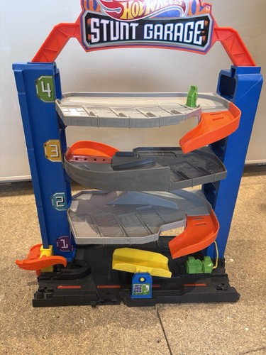 Hot wheels stunt garage - wheels,