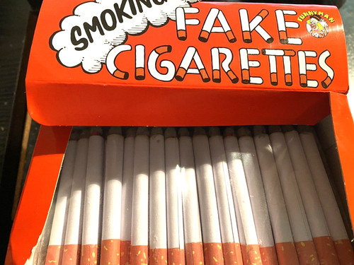 Fake cigarettes smoking - 4x,