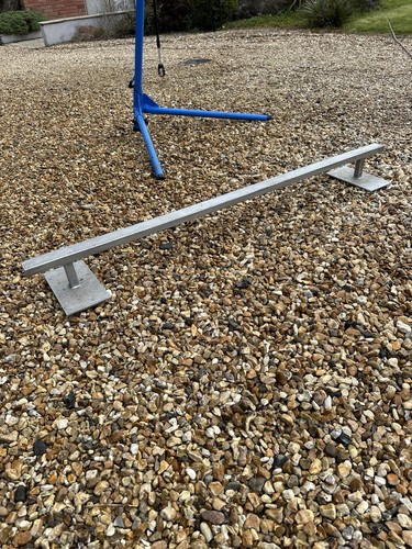 Long metal grind rail - metal,