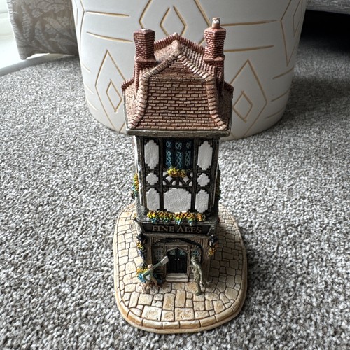 Lilliput lane the coach - lilliput,