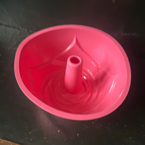 Pink silicone round savarin - silicone,