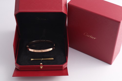 Cartier love bangle - cartier, 18
