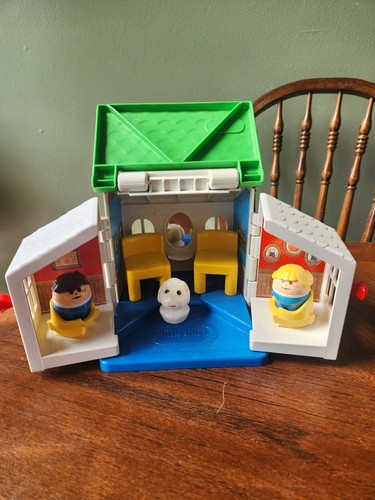Little tikes playhouse - little,