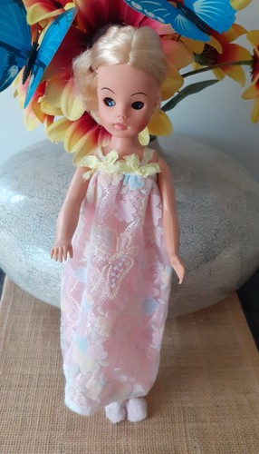 Vintage pedigree sindy doll - pedigree,