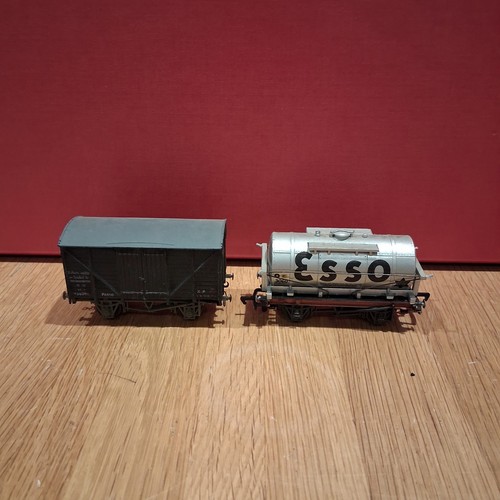 Bachmann gauge tank and - x,