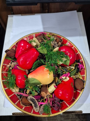 Vintage potpourri collectible - vintage,