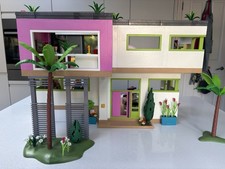 Playmobil 5574  City Life Modern Luxury Mansion + With Furniture Sets As Seen