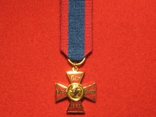 MINIATURE ARRC ROYAL RED CROSS