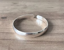 Classic Stylish Chunky Cuff