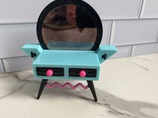 LOL Surprise Beauty Salon Vanity Dressing Table (N8)