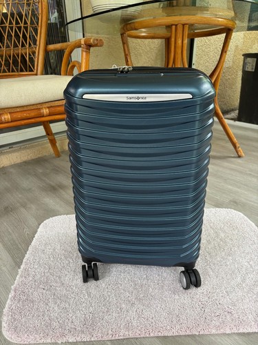 Samsonite spin tech - spin, 6