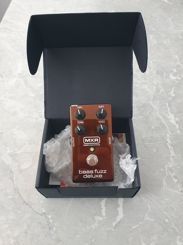Mxr m84 bass fuzz - mxr,