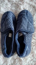 Totes Ladies Blue Touch  Fastening Slippers Size 5