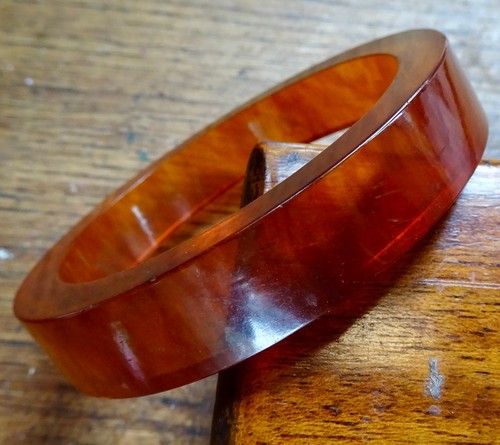 Antique art deco amber - art,