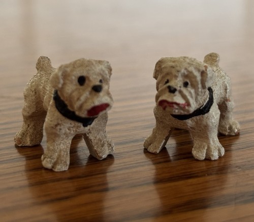 Vtg set carved miniature - carved,