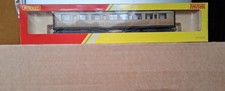 Hornby R4322  LNER Teak
