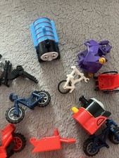 LEGO Mixed Various Pieces / Motorcycles and Bikes /Thomas The Tank Engine Lego ￼