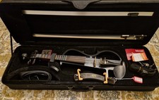 Hidersine HEV1 Electric Violin Black Outfit Case and Bow 4/4