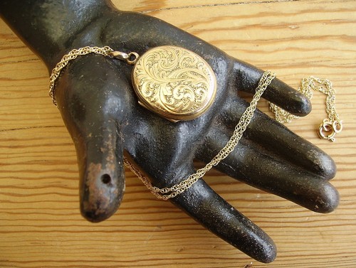 Antique 9ct gold back front - antique,