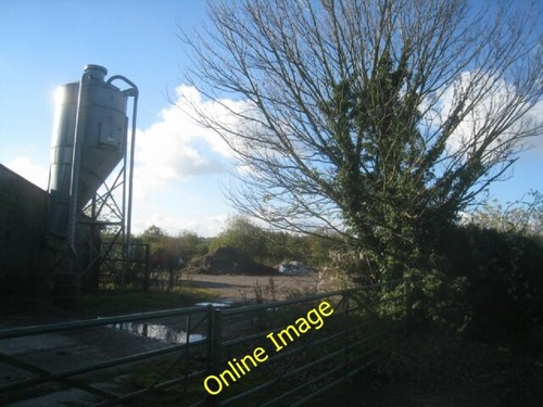 Photo 6x4 feed hopper - feed, at