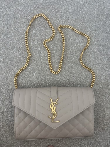 Saint laurent ysl - saint, cassandra