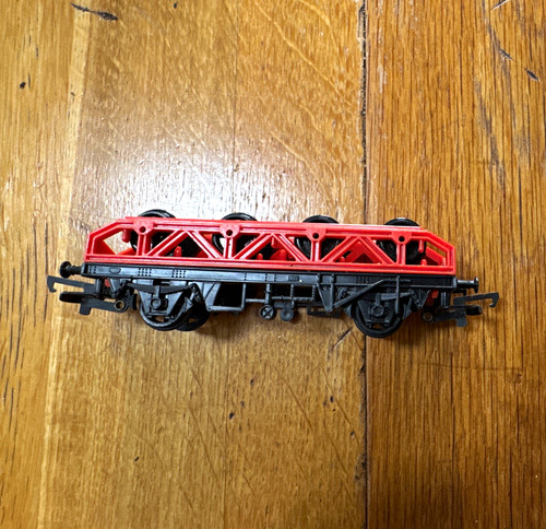Gauge red black flat wagon - oo,