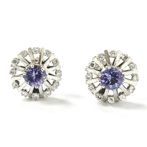 18ct white gold tanzanite - 18ct,