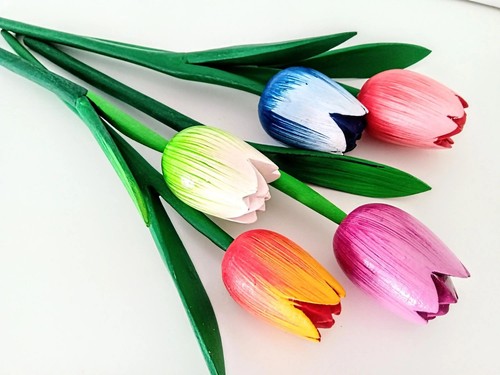Tall wooden tulips - 5,
