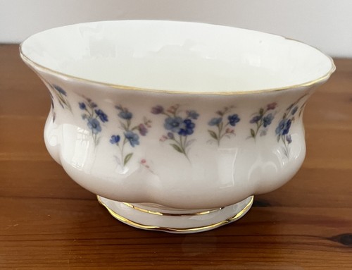 Royal albert memory lane - royal,