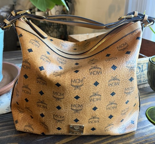 Authentic mcm visetos cognac - authentic,
