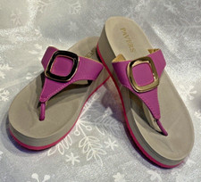 Stunning Pavers Toe Post Wedge