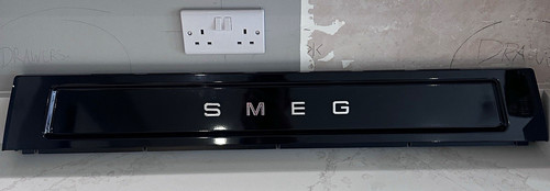 Smeg cooker splashback black - splashback,