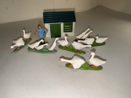 Britains farm chicken - farm,