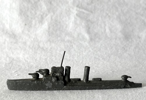 Vintage metal toy crescent - metal,