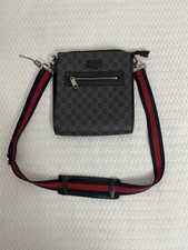Gucci GG Supreme Messenger Bag