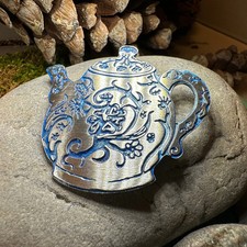 Old Fashioned Teapot Brooch